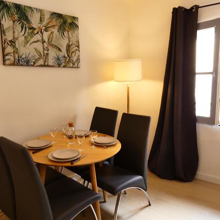 Le Bedarride Apartment เอ็ก-ซอง-โพรวองซ์ ภายนอก รูปภาพ